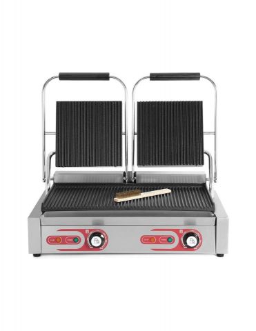 Grill Doble Cuerpo PG-813 Superficie Ranurada